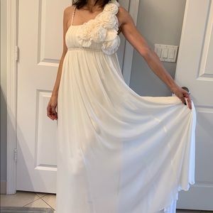 Wedding or engagement dress